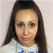 Profesora de castellano de 6 a 12 años de edad.